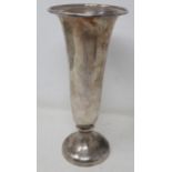 1962 dated military stamped table vase, engraved with the Special Air Service (SAS) winged dagger