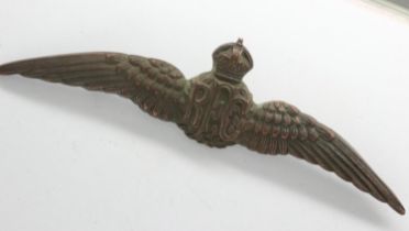 WWI Royal Flying Corps officers bronze pilots wings. UK P&P Group 1 (£16+VAT for the first lot