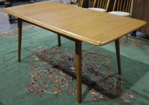 Priory of Manchester elm extending dining table, with metamorphic central leaf, 173 x 82 x 173 cm H.