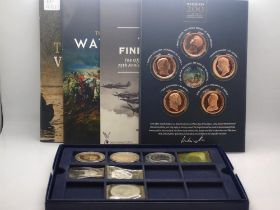 Mixed lot of presentation commemorative coins, folders, some Roman examples. UK P&P Group 2 (£20+VAT