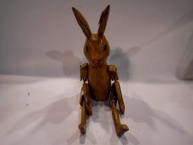 Wooden shelf rabbit. UK P&P Group 2 (£20+VAT for the first lot and £4+VAT for subsequent lots)