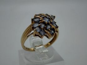 9ct gold cluster ring set with tanzanite, size M/N, 2.8g. UK P&P Group 0 (£6+VAT for the first lot