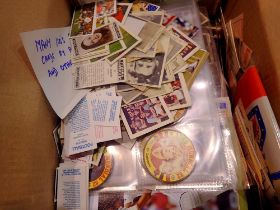 Large quantity of mixed cigarette cards and stickers etc, mainly football related. UK P&P Group