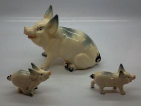 Beswick pig and two piglets, crazing but no chips or cracks, largest H: 10cm. UK P&P Group 1 (£16+