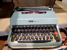 Ollivetti Lettera 32 typewriter. Not available for in-house P&P