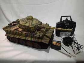 Heng Long radio control tiger tank with transmitter and charger. UK P&P Group 2 (£20+VAT for the