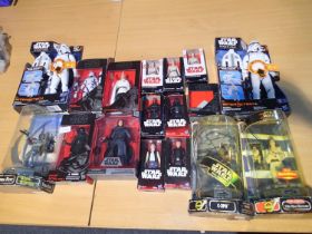 Seventeen assorted Star Wars figures, various types and makes, mostly near mint, boxes in fair to