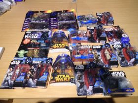 Seventeen assorted Star Wars figures, various types and makes, mostly near mint, boxes with wear. UK