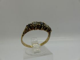 9ct gold ring set with sapphires and cubic zirconia, size Q, 1.9g. UK P&P Group 0 (£6+VAT for the