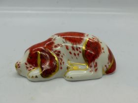 Royal Crown Derby puppy paperweight, firsts quality, no cracks or chips, L: 90 mm. UK P&P Group