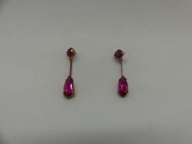 Pair of 9ct gold stone-set drop earrings, combined 2.0g. UK P&P Group 0 (£6+VAT for the first lot