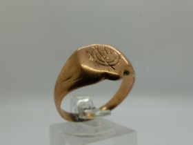 Gold signet ring, hallmarks rubbed, size V, 5.2g, UK P&P Group 0 (£6+VAT for the first lot and £1+