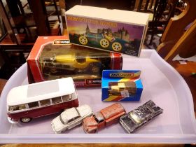 Three boxed diecast models and one loose, including Bburago 1/24 #0538 Bugatti Type 55 1932. Not