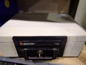 Sentry 1100 safe with key, L: 38 cm. Not available for in-house P&P