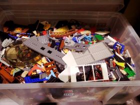 64ltr capacity tub containing loose Lego. Not available for in-house P&P