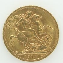 1913 gold full sovereign of George V. UK P&P Group 0 (£6+VAT for the first lot and £1+VAT for