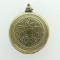 19th century brass Sovereign case - hinge and clasp working. UK P&P Group 0 (£6+VAT for the first