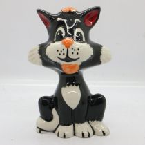 Lorna Bailey cat, Inky, no cracks or chips , H: 12 cm. UK P&P Group 1 (£16+VAT for the first lot and