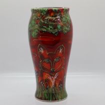 Anita Harris fox vase, signed in gold, no cracks or chips, H: 18 cm. UK P&P Group 2 (£20+VAT for the