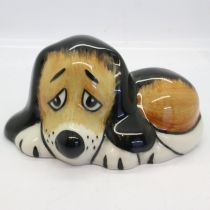 Lorna Bailey dog, Dozy, no cracks or chips, H: 70 mm. UK P&P Group 1 (£16+VAT for the first lot