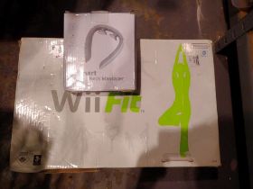 Nintendo Wii Fit balance board and smart neck massager. Not available for in-house P&P