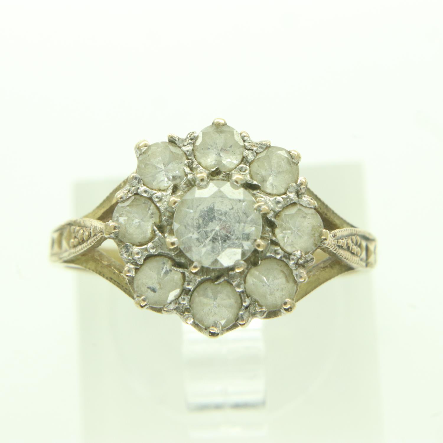 9ct gold cluster ring set with cubic zirconia, size M, 2.4g. UK P&P Group 0 (£6+VAT for the first