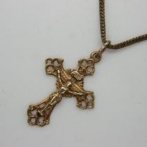 9ct gold cross and chain, L: 40 cm, 6.8g, cross unmarked. UK P&P Group 0 (£6+VAT for the first lot