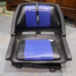 Preston Innovations swivel box topper seat. UK P&P Group 2 (£20+VAT for the first lot and £4+VAT for