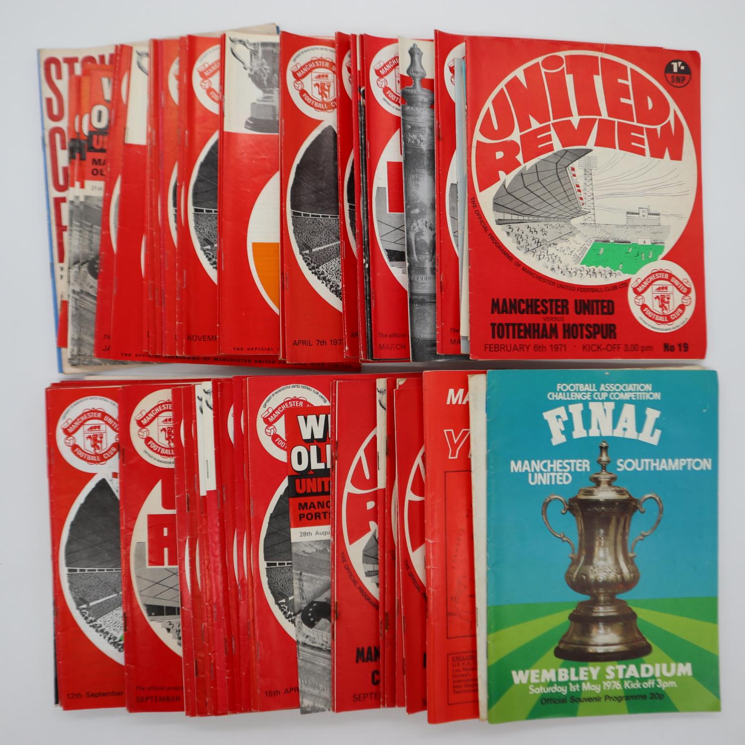 Approximately 150 Manchester United mainly home programmes c.1970s. UK P&P Group 1 (£16+VAT for