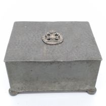 WWI Period English Made Pewter wood lined cigarette box with insignia of the Rifle Brigade, UK P&P