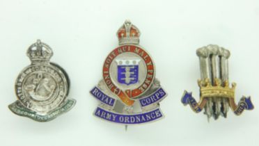 Two enamelled sweetheart brooches and a buttonhole (3). UK P&P Group 1 (£16+VAT for the first lot