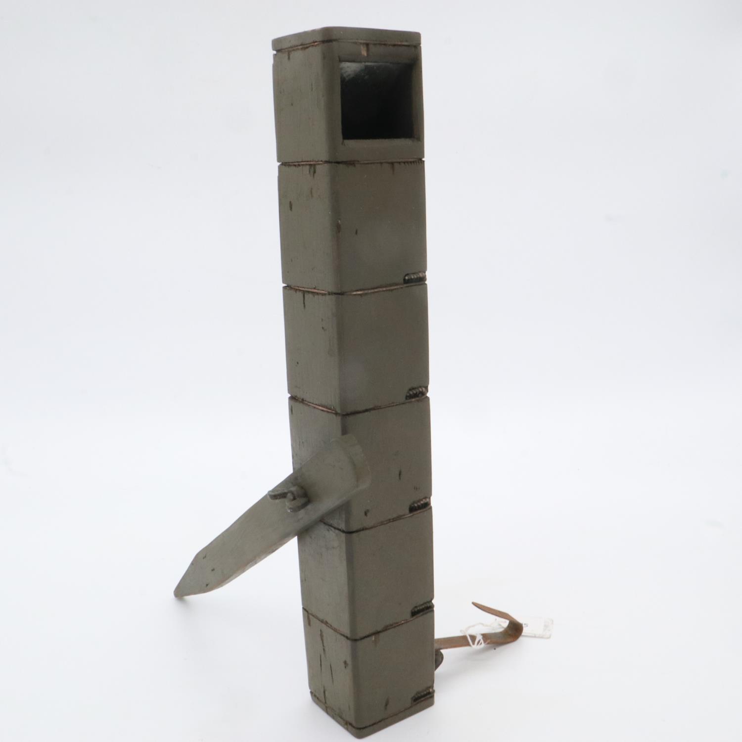 WWI British Trench Periscope. An officers Private Purchase from the Army and Navy Store, UK P&P - Image 2 of 2