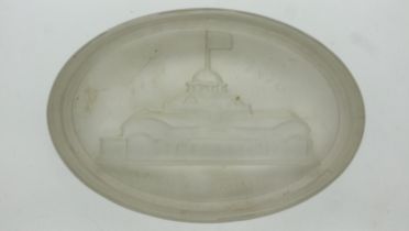 Oval glass paperweight for the Women's Pavilion Art 1876 exposition. UK P&P Group 2 (£20+VAT for the