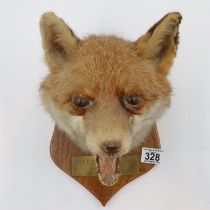 Wall mounted fox mask H: 23 cm. UK P&P Group 3 (£30+VAT for the first lot and £8+VAT for