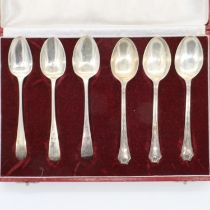 Six boxed silver spoons, 85g. UK P&P Group 1 (£16+VAT for the first lot and £2+VAT for subsequent