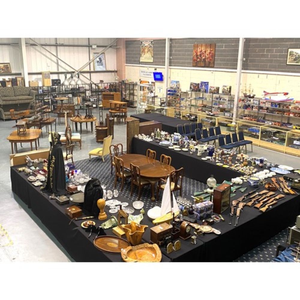 10am START - The Antiques & Collectables Sale