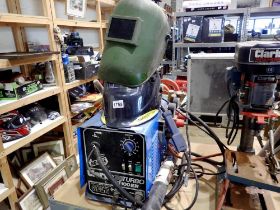 Clarke turbo 100EN ARC welder and ESAB face mask and rods. All electrical items in this lot have