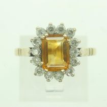 9ct gold ring set with citrine and cubic zirconia, size R, 3.1g. UK P&P Group 0 (£6+VAT for the