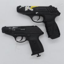 Gamo P23 CO2 air pistol and a Gamo p25 air pistol. UK P&P Group 2 (£20+VAT for the first lot and £