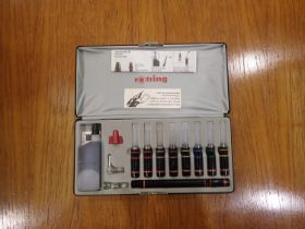 Rotring 8 nib technical drawing set, complete with instructions and cask. UK P&P Group 1 (£16+VAT