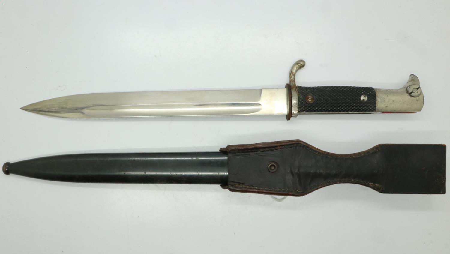 WWII German Dress Bayonet with an Acid Etched Blaed. UK P&P Group 2 (£20+VAT for the first lot - Image 3 of 3