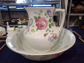 Pearl Pottery ewer and bowl set. Not available for in-house P&P