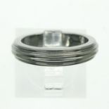 Theo Fennell oxidized silver band, size K. UK P&P Group 0 (£6+VAT for the first lot and £1+VAT for