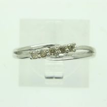 9ct white gold ring set with five white stones, size N, 1.9g. UK P&P Group 0 (£6+VAT for the first