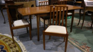 Younger Furniture mid 20th century extending dining table and four chairs, table 183 x 84 x 76 cm