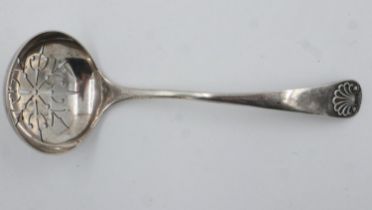 Hallmarked silver Victorian ladle, Birmingham assay, L: 12 cm, 27g. UK P&P Group 1 (£16+VAT for