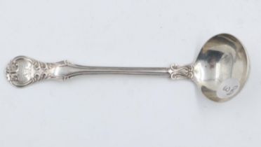 Hallmarked silver Victorian ladle, London assay, L: 17 cm, 55g. UK P&P Group 2 (£20+VAT for the