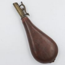 Antique leather and brass powder flask, with adjustable charge. UK P&P Group 1 (£16+VAT for the