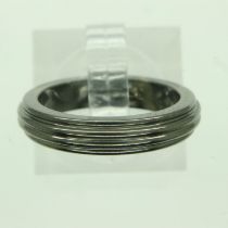 Theo Fennell oxidized silver band, size K. UK P&P Group 0 (£6+VAT for the first lot and £1+VAT for