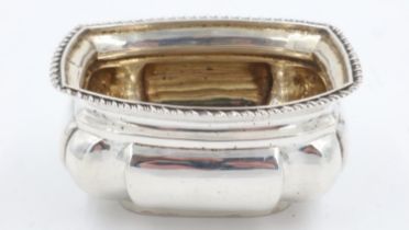 Hallmarked silver salt, Chester assay, L: 70 mm, 36g. UK P&P Group 2 (£20+VAT for the first lot